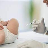 213_Securite_vaccins_enfant_moins_deux_ans_Rapport_bebe_vaccine