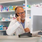 Pharmacien Freepix modifiée ia gemini